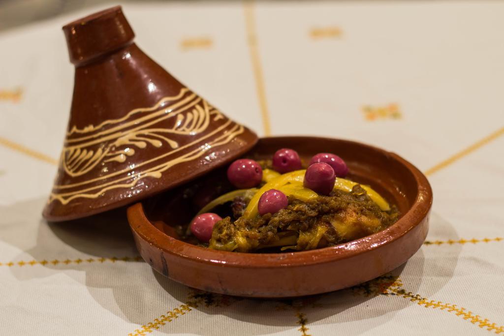 Riad Ibn Khaldoun Fez Bagian luar foto